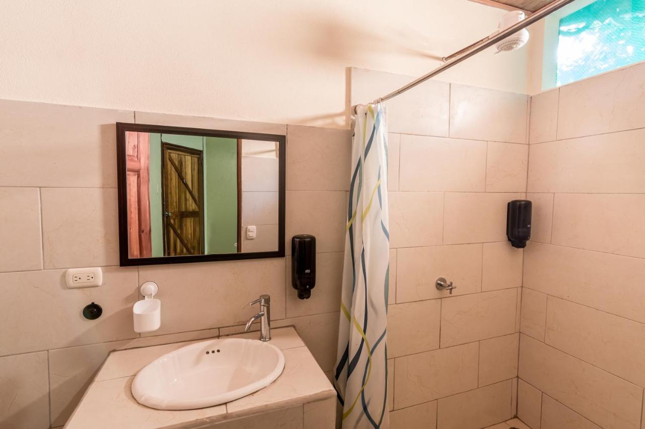 Sea Tower Hotel Puerto Viejo de Talamanca Kültér fotó