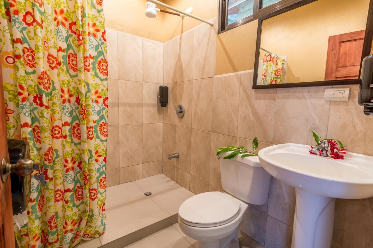 Sea Tower Hotel Puerto Viejo de Talamanca Kültér fotó
